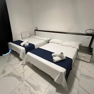 https://jcube-appartment-bocconi-milano.it-lombardy.com